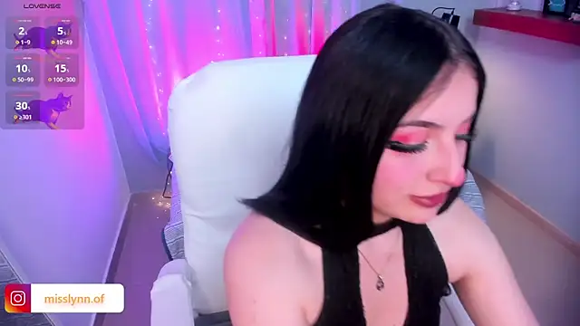 Missslynnn online show from January 6, 2026, 4:49 am