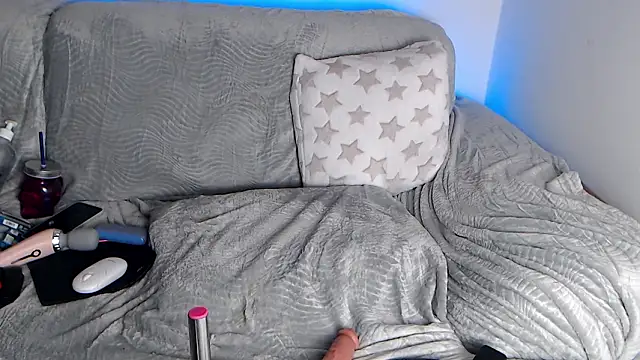 Snapshot of RebeFucksonn chatting on March 16, 2026, 5:44 am RebeFucksonn online show from March 16, 2026, 5:44 am