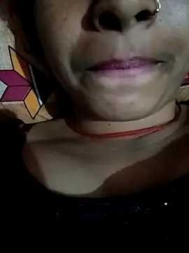 Arti hot44A online show from February 4, 2026, 3:40 pm