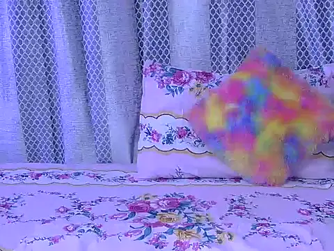 Snapshot of hey-pinky chatting on February 17, 2026, 5:16 am hey-pinky online show from February 17, 2026, 5:16 am