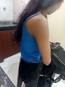 Snapshot of sexy_shital chatting on February 14, 2026, 2:45 am sexy shital online show from February 14, 2026, 2:45 am