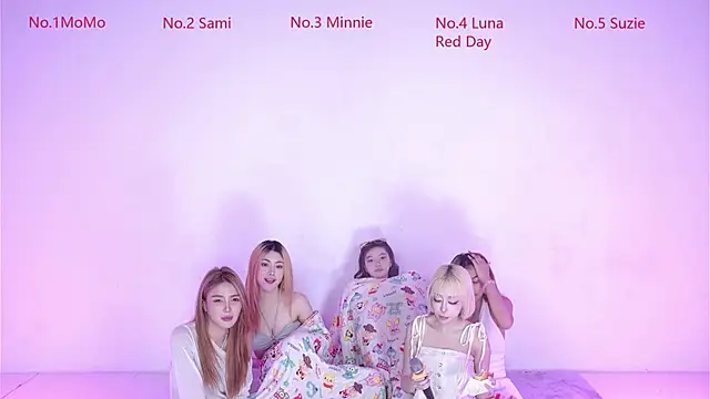 G-Velvet online show from April 30, 2026, 8:57 pm