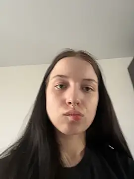 Snapshot of AlicePowells chatting on May 30, 2026, 11:05 am AlicePowells online show from May 30, 2026, 11:05 am