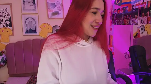 Celestee15  online show from June 18, 2026, 11:26 am