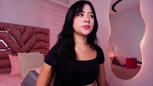 sofia go  online show from August 4, 2026, 11:59 am