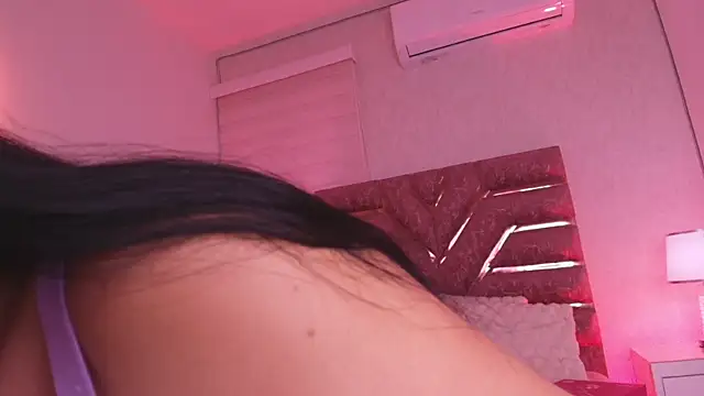 sofia go  online show from April 30, 2026, 12:01 pm