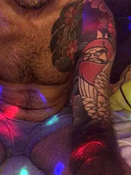 Snapshot of Nenelarge69 chatting on December 20, 2025, 7:44 am Nenelarge69 online show from December 20, 2025, 7:44 am