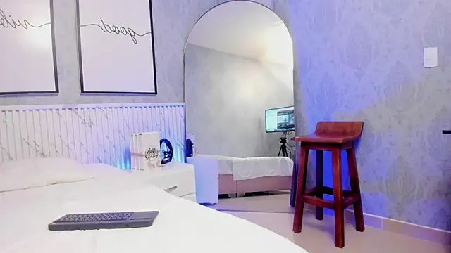 goodgirl22   online show from June 12, 2026, 11:24 pm