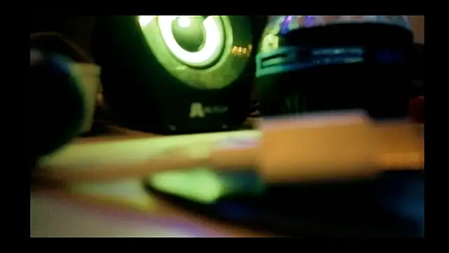 vickvalencia2 online show from May 6, 2026, 2:37 am