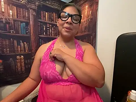 BettyWhispers online show from August 2, 2026, 9:23 pm