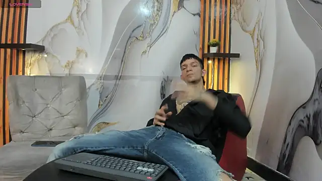 Straight Guy22 online show from February 2, 2026, 3:16 am