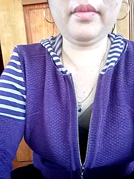 Snapshot of Dianna68 chatting on January 16, 2026, 6:28 am Dianna68 online show from January 16, 2026, 6:28 am