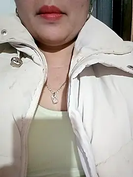 Snapshot of Dianna68 chatting on January 9, 2026, 11:06 am Dianna68 online show from January 9, 2026, 11:06 am