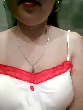 Snapshot of Dianna68 chatting on February 3, 2026, 6:40 am Dianna68 online show from February 3, 2026, 6:40 am