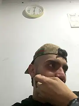 jamess 0 online show from January 11, 2026, 11:00 pm