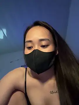 NinaBaby22 online show from May 6, 2026, 7:34 am