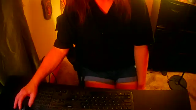 GoodGirlKelly online show from April 2, 2026, 1:46 am