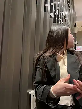 qingqing-ss online show from February 2, 2026, 10:03 am