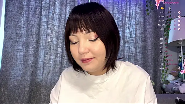 UrPrincessSuki online show from January 18, 2026, 11:13 am