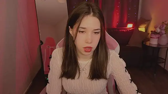 Nicoll Cherry online show from February 5, 2026, 5:47 am