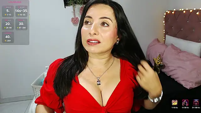 Karlinlive online show from April 24, 2026, 5:37 pm