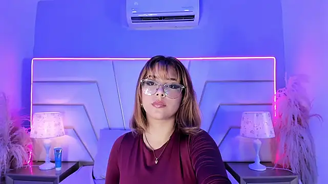 Zara Vidal online show from March 19, 2026, 12:32 am