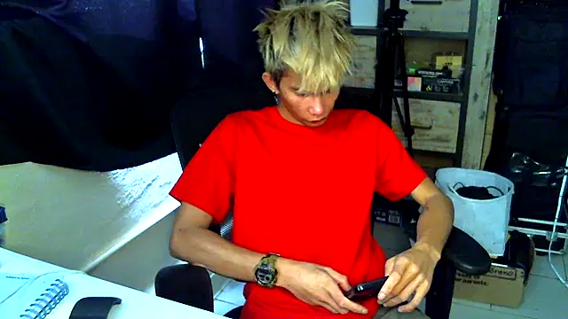 jhaycobXgarcia online show from March 27, 2026, 7:48 pm