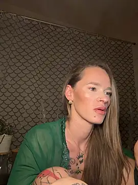 Snapshot of vinique99 chatting on March 11, 2026, 8:03 pm vinique99 online show from March 11, 2026, 8:03 pm