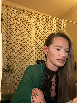 Snapshot of vinique99 chatting on March 16, 2026, 7:16 pm vinique99 online show from March 16, 2026, 7:16 pm