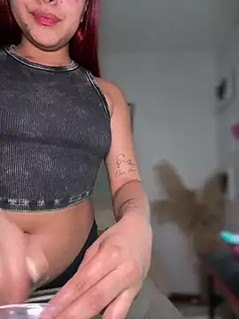 Snapshot of Zarahs_Blare1 chatting on February 25, 2026, 11:15 pm Zarahs Blare1 online show from February 25, 2026, 11:15 pm