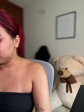 Snapshot of Zarahs_Blare1 chatting on March 29, 2026, 8:21 pm Zarahs Blare1 online show from March 29, 2026, 8:21 pm