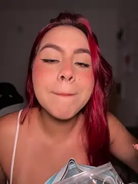 Snapshot of Zarahs_Blare1 chatting on March 28, 2026, 12:11 am Zarahs Blare1 online show from March 28, 2026, 12:11 am