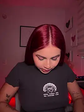 Zarahs Blare1 online show from December 18, 2025, 2:49 am