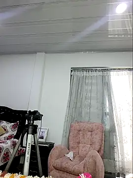 Snapshot of Naomy_Mature chatting on February 12, 2026, 12:49 pm Naomy Mature online show from February 12, 2026, 12:49 pm