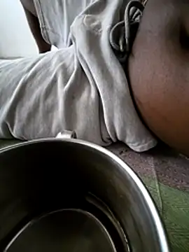 b12sri online show from December 14, 2025, 5:02 am