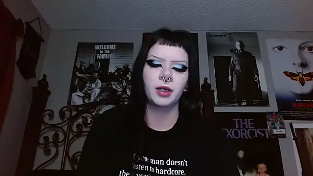 Snapshot of Bettieee_Agura chatting on March 4, 2026, 11:01 pm Bettieee Agura online show from March 4, 2026, 11:01 pm