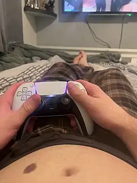 Snapshot of harrygeorge18 chatting on February 26, 2026, 8:53 pm harrygeorge18 online show from February 26, 2026, 8:53 pm