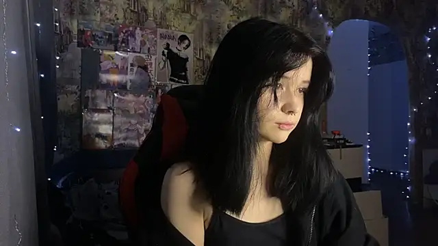 Absent Fairy online show from April 10, 2026, 2:18 am