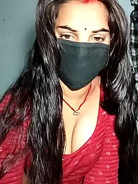 Snapshot of Pooja_Love143 chatting on March 4, 2026, 6:21 am Pooja Love143 online show from March 4, 2026, 6:21 am