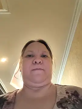 -Queen- online show from February 7, 2026, 4:59 pm