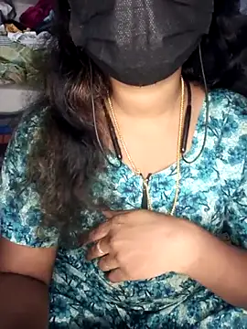 Snapshot of tamilsaisree chatting on March 9, 2026, 4:43 pm tamilsaisree online show from March 9, 2026, 4:43 pm