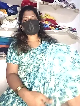 Snapshot of tamilsaisree chatting on March 3, 2026, 8:05 pm tamilsaisree online show from March 3, 2026, 8:05 pm