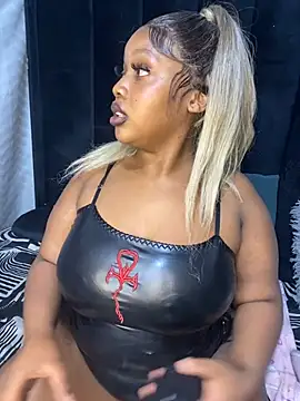 THICKBARBIE32 online show from July 26, 2026, 10:49 pm