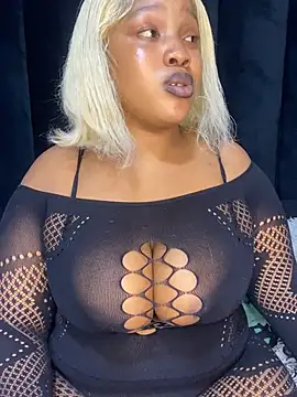 THICKBARBIE32 online show from July 1, 2026, 1:06 am