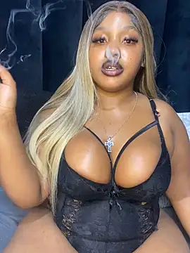 THICKBARBIE32 online show from July 18, 2026, 8:39 pm