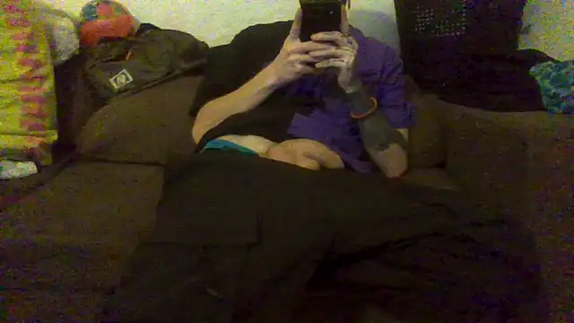 atreus69big online show from April 21, 2026, 9:32 pm