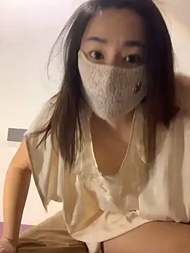 Snapshot of lululuaaa chatting on February 13, 2026, 2:06 pm lululuaaa online show from February 13, 2026, 2:06 pm