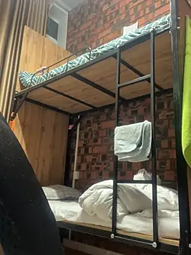 Sarah2127 online show from January 8, 2026, 2:12 pm