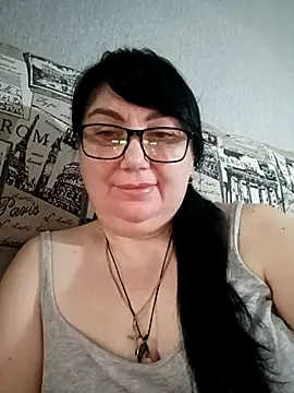 MariSwan222 online show from May 10, 2026, 9:02 am