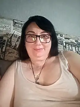 MariSwan222 online show from May 7, 2026, 8:34 pm